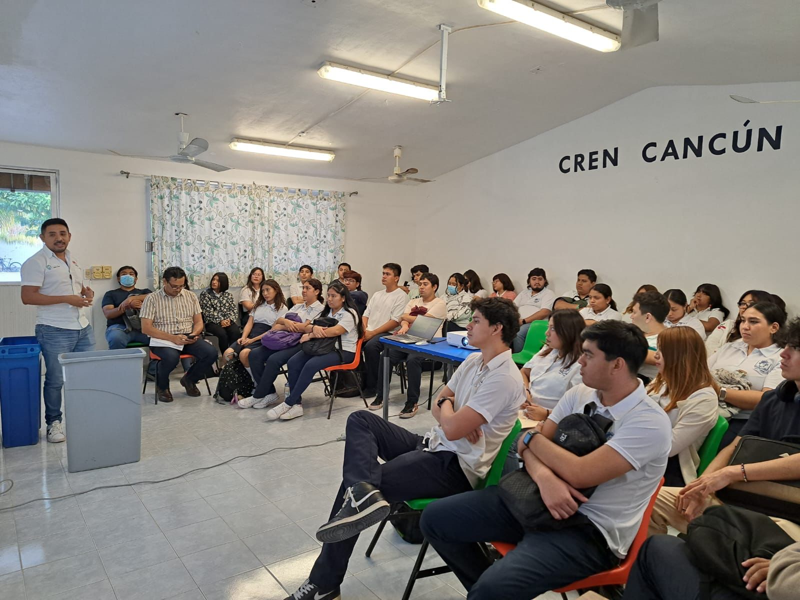 uploads/6/32/01 (1597).Jpeg